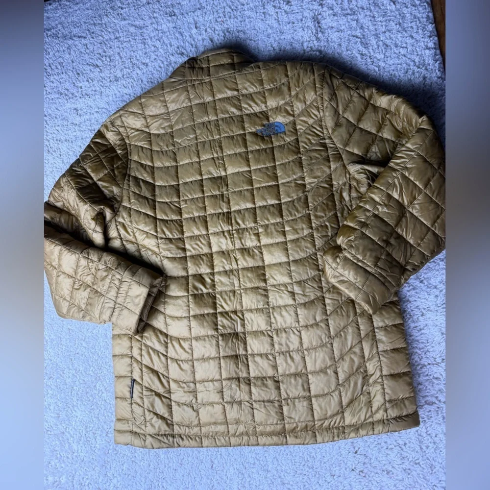 Mens Medium ALTERED North Face TNF Coat